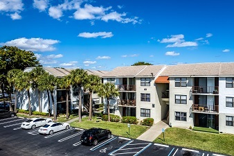 Bella Lago Vista- buildings